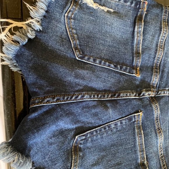 H&M - Picture 3 of 9